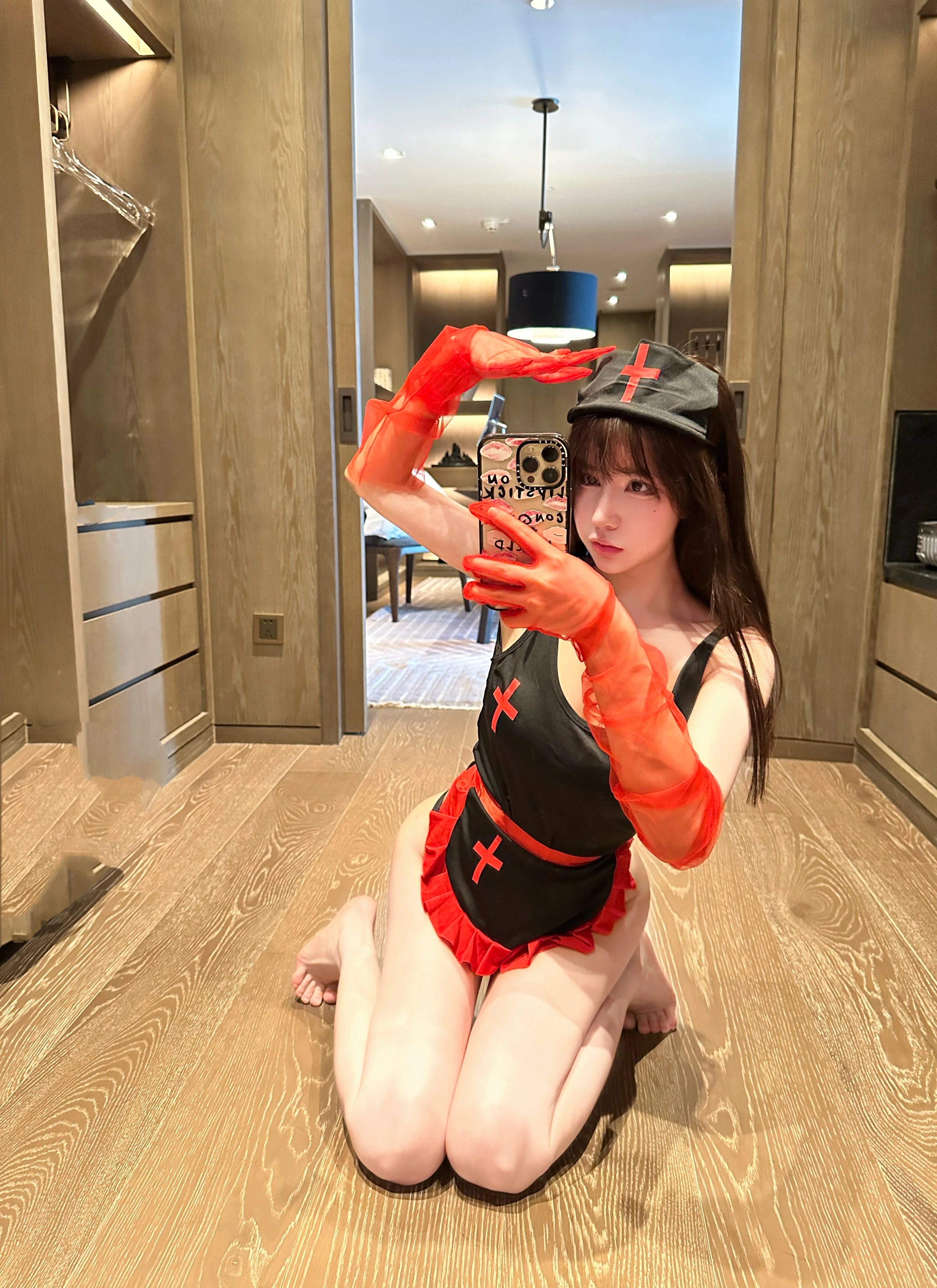 奔跑的晶骡儿·黑红护士装-4