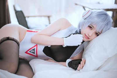 鳗鱼霏儿- Easylive [29P-113M]